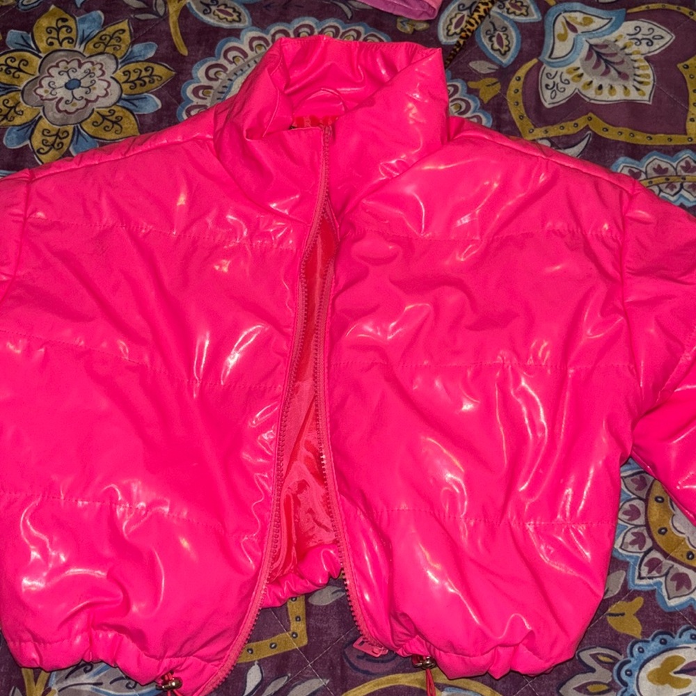 Size small